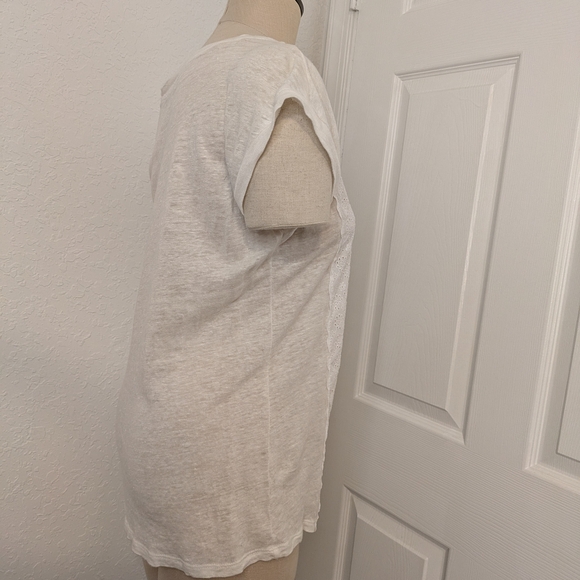 Elegant White Lace Women's Top - Picture 4 of 12